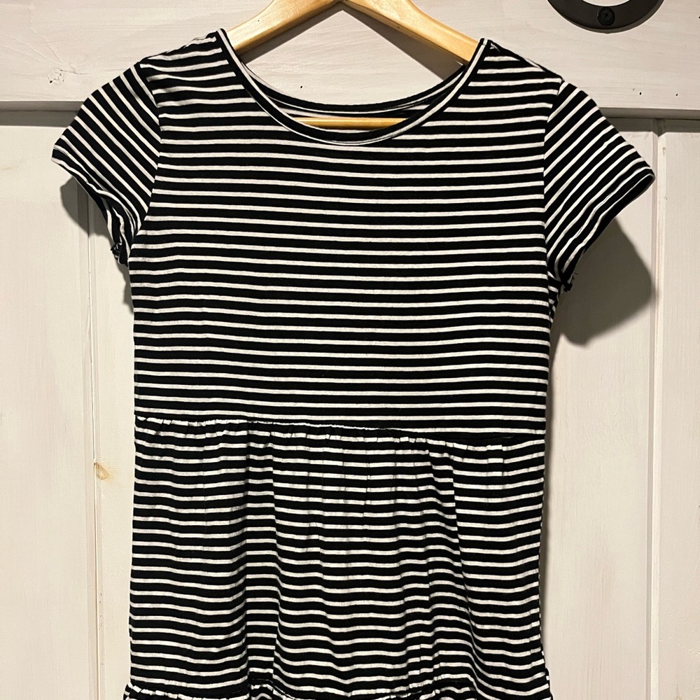 Girls 14-16 plus  black and white striped tunic/dress.